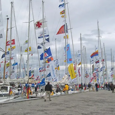 Hausboot Floating 44 In - Boot 2 Laboe