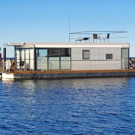 Hausboot Floating 44 In - Boot 2 Laboe