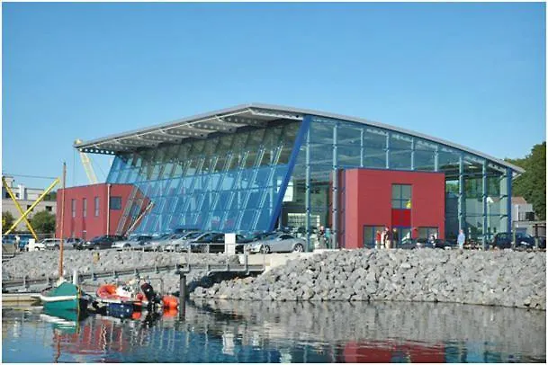 Ferienhaus Hausboot Floating 44 In - Boot 2 *