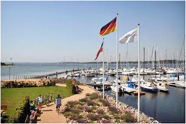 Hausboot Floating 44 In - Boot 2 *