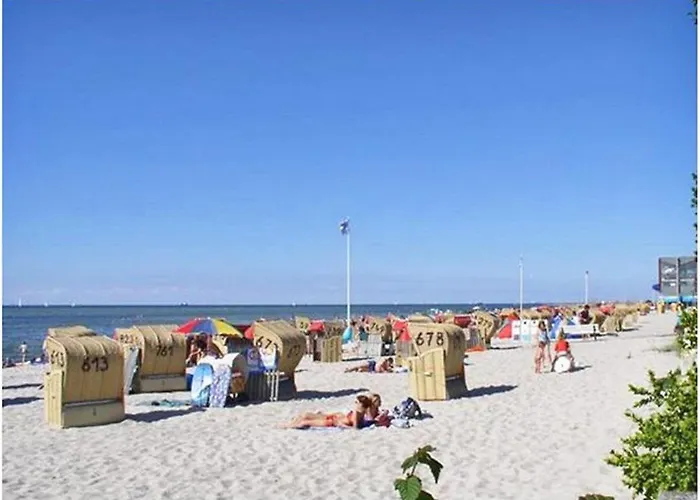 Hausboot Floating 44 In - Boot 2 Laboe